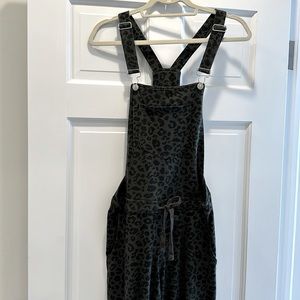 ZSupply, size S, green cheetah print, cotton, overalls